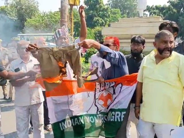 Youth Congress protests in Bareilly over sexual harassment case
