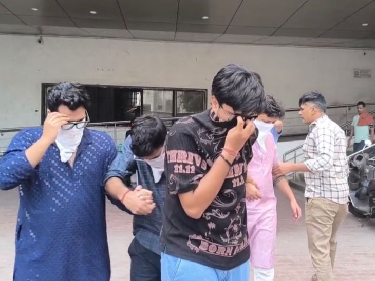 शराबबंदी वाले गुजरात के सूरत में शराब पार्टी पर रेड:  फ्लैट में पार्टी करते 17 हाई-प्रोफाइल युवक गिरफ्तार, कारोबारी से लेकर स्टूडेंट – Gujarat News