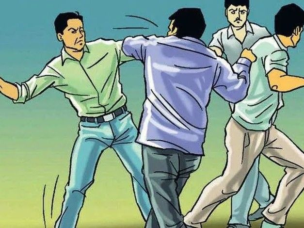 Fight between two parties over staring dispute | घूरा डालने के विवाद ...