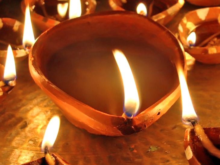 कार्तिक अमावस्या का महत्व: आज भी करें तुलसी पूजा और पितृ तर्पण Six Day Deepotsav Festival news image