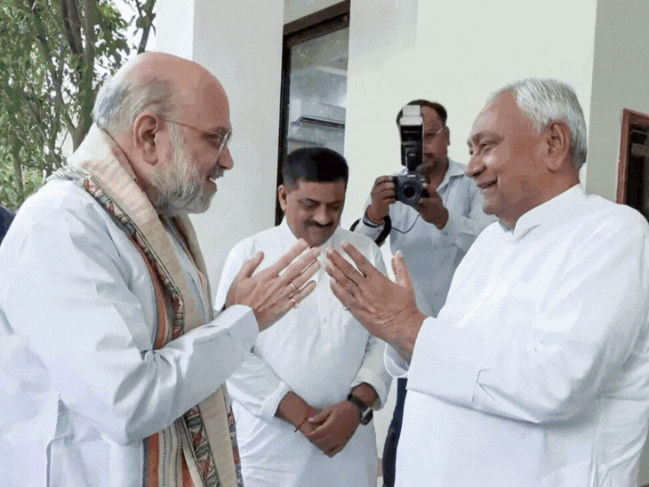 बिहार में पहली बार INDIA-NDA का CM फेस नहीं:महागठबंधन में खींचतान; 243 सीटों पर 254 प्रत्याशी उतारे, 12 जगह आमने-सामने- INA NEWS