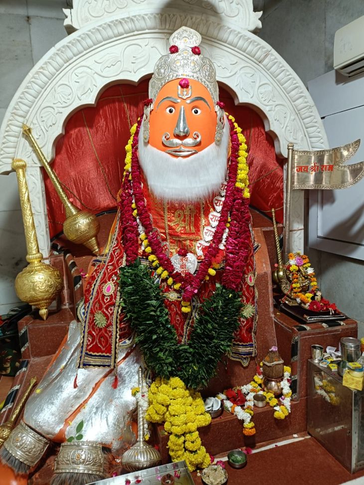 There will be a grand feast of laddus in Rokadia Hanuman Ji temple ...