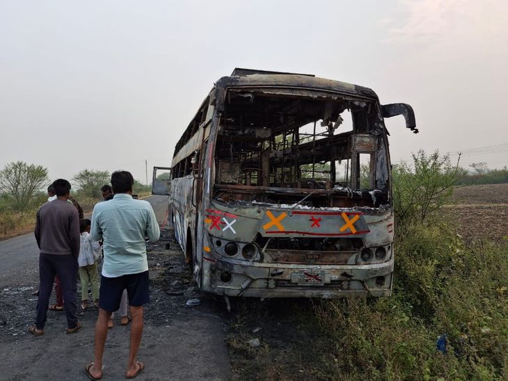 Fear of cylinder explosion after bus catches fire