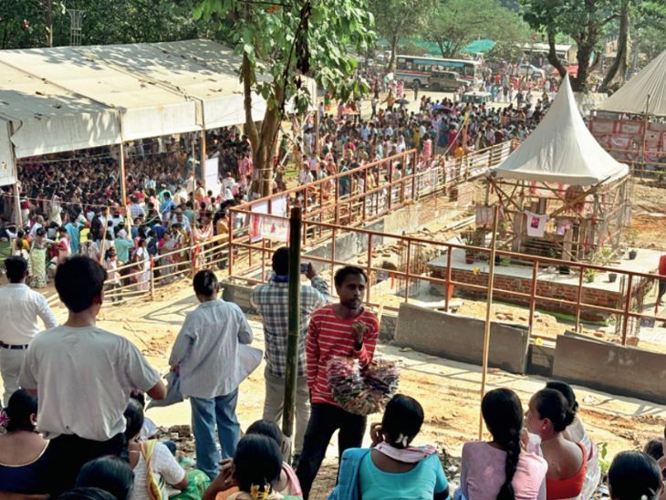 असम का कमरकुची बना सिंगर जुबीन का स्मारक स्थल:गांव में हर रोज 5 से 10 हजार लोग पहुंच रहे; अबतक 5 लाख गमछे चढ़े