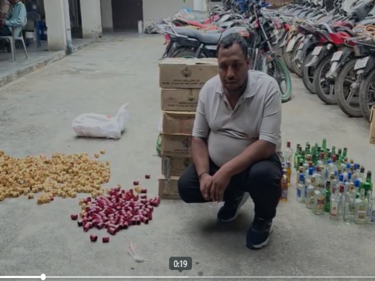 Caught making English liquor from country liquor | देशी से अंग्रेजी शराब बनाते पकड़ा: RS, BP सहित कई ब्रांड तैयार कर रहा था, नए ढक्कन लगा सप्लाई होती थी – Alwar News Caught making English liquor from country liquor | देशी से अंग्रेजी शराब बनाते पकड़ा: RS, BP सहित कई ब्रांड तैयार कर रहा था, नए ढक्कन लगा सप्लाई होती थी – Alwar News