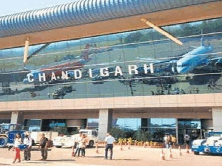 चंडीगढ़ में हवाई सेवा ठप, रनवे रिपेयर हो रहा:सिर्फ एक फ्लाइट उड़ी, दिल्ली के ट्रेनों की सीटें फुल, किराया 15 हजार पहुंचा- INA NEWS