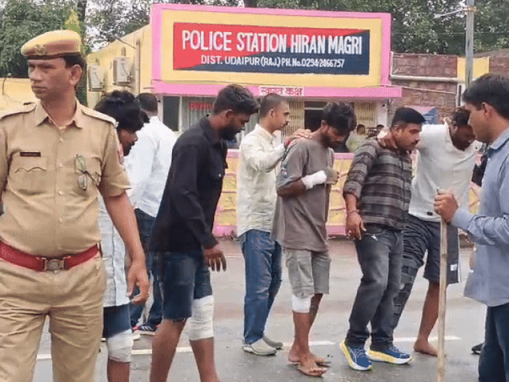 Four criminals arrested for kidnapping and assaulting a youth | युवक का किडनैप कर की थी मारपीट, 4 बदमाश गिरफ्तार: भागते वक्त एक का पैर टूटा, हिरणमगरी थाना पुलिस ने चार आरोपियों को जंगल से पकड़ा – Udaipur News Four criminals arrested for kidnapping and assaulting a youth | युवक का किडनैप कर की थी मारपीट, 4 बदमाश गिरफ्तार: भागते वक्त एक का पैर टूटा, हिरणमगरी थाना पुलिस ने चार आरोपियों को जंगल से पकड़ा – Udaipur News