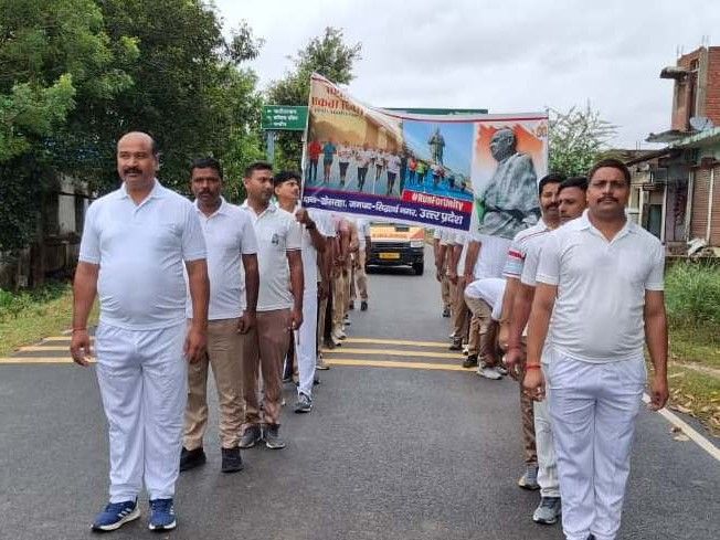 Police's 'Unity Run' on National Unity Day