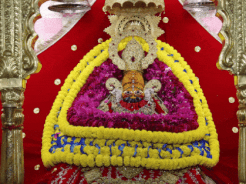 20 lakh devotees can come on the occasion of Khatushyamji’s birth anniversary. | खाटूश्यामजी जन्मोत्सव पर आ सकते हैं 20 लाख श्रद्धालु: 2600 सुरक्षाकर्मी संभाल रहे व्यवस्था,कल एकादशी पर्व पर बाबा को लगेगा छप्पन भोग – Sikar News 20 lakh devotees can come on the occasion of Khatushyamji’s birth anniversary. | खाटूश्यामजी जन्मोत्सव पर आ सकते हैं 20 लाख श्रद्धालु: 2600 सुरक्षाकर्मी संभाल रहे व्यवस्था,कल एकादशी पर्व पर बाबा को लगेगा छप्पन भोग – Sikar News