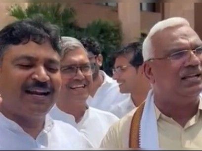 Opposition leader and minister clash over grants for cow shelters | गौशालाओं के अनुदान पर नेता प्रतिपक्ष और मंत्री में वार-पलटवार: जूली बोले- गौशालाओं को अनुदान नहीं मिला,मंत्री तक कह रहे सरकार की मॉनिटरिंग कमजोर – Jaipur News Opposition leader and minister clash over grants for cow shelters | गौशालाओं के अनुदान पर नेता प्रतिपक्ष और मंत्री में वार-पलटवार: जूली बोले- गौशालाओं को अनुदान नहीं मिला,मंत्री तक कह रहे सरकार की मॉनिटरिंग कमजोर – Jaipur News