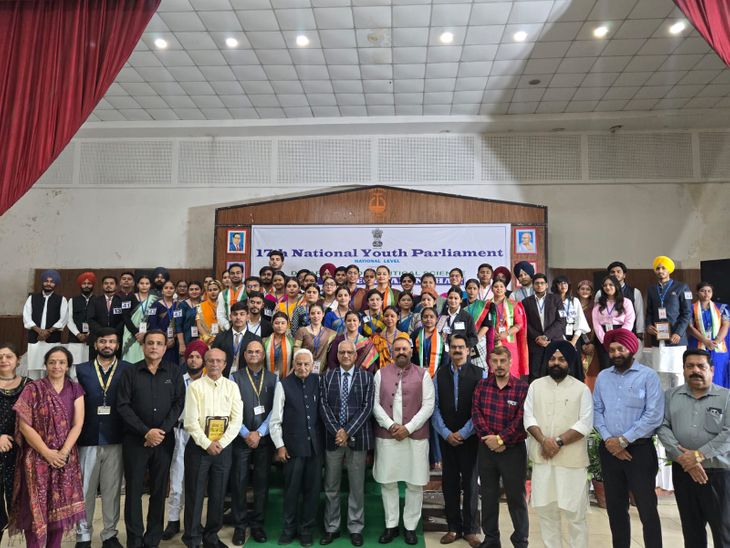 डीएवी कॉलेज में राष्ट्रीय युवा संसद का आयोजन, 55 स्टूडेंट्स ने सभा में रखे जनमुद्दे – Jalandhar News