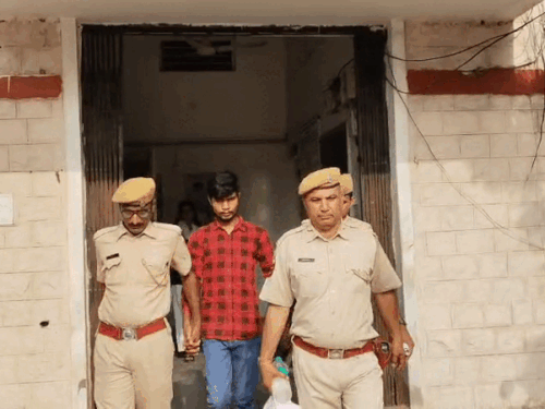 Minor girl raped for 4 days | नाबालिग से रेप के दोषी को 20 साल की कैद: जालोर से भगाकर महाराष्ट्र ले गया था, बंद कमरे में चार दिन तक दरिंदगी की – Jalore News Minor girl raped for 4 days | नाबालिग से रेप के दोषी को 20 साल की कैद: जालोर से भगाकर महाराष्ट्र ले गया था, बंद कमरे में चार दिन तक दरिंदगी की – Jalore News