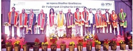 SPSU: 12th Convocation concluded, 331 graduates and postgraduates awarded degrees | एसपीएसयू : 12वां दीक्षांत संपन्न, 331 स्नातकों, अधि स्नातकों को दी डिग्री – Udaipur News SPSU: 12th Convocation concluded, 331 graduates and postgraduates awarded degrees | एसपीएसयू : 12वां दीक्षांत संपन्न, 331 स्नातकों, अधि स्नातकों को दी डिग्री – Udaipur News