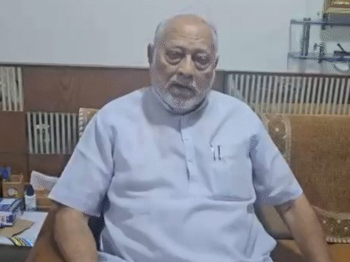 गुजरात में उचित मूल्य दुकान संघ की हड़ताल:  पीएम मोदी के भाई प्रह्लाद मोदी ने दुकानदारों से कहा- आंदोलन जारी है, डटे रहो