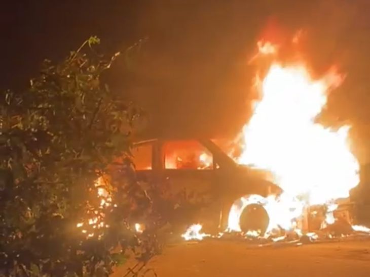 Moving car catches fire in Hisar