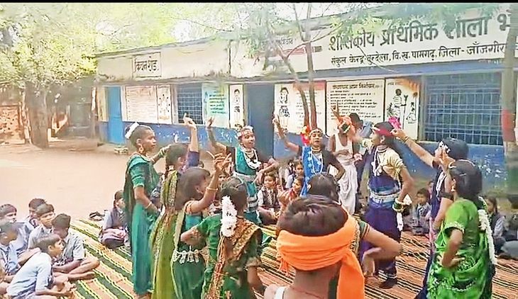 डिस्पोजल सजाओ, योगासन प्रदर्शन व खेल में छात्र-छात्राओं ने लिया हिस्सा – janjgir champa News