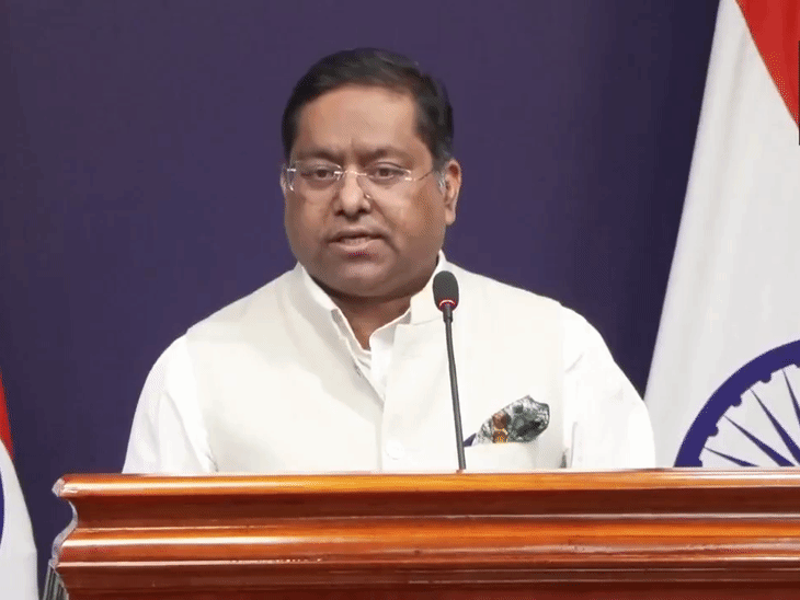 India Vs Pakistan Nuclear Partnerships; Donald Trump | AQ Khan Network | भारत बोला-पाकिस्तान सालों से एटमी हथियारों की तस्करी कर रहा: हमने हमेशा इस बारे में बताया; ट्रम्प ने कहा था- पाकिस्तान न्यूक्लियर टेस्ट कर रहा