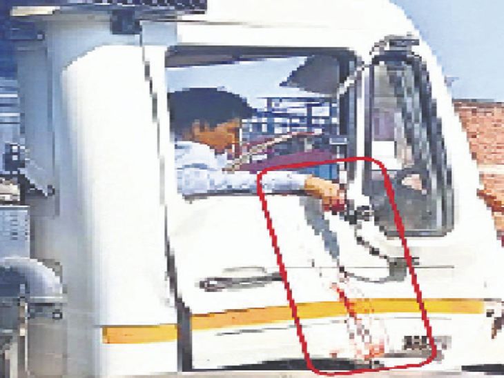 The dumper driver had consumed one and a half litre of alcohol, no one can even walk properly when so drunk. | हरमाड़ा कांड: डंपर चालक ने पौन लीटर शराब पी रखी थी, इतने नशे में कोई ठीक से चल भी नहीं सकता – Jaipur News