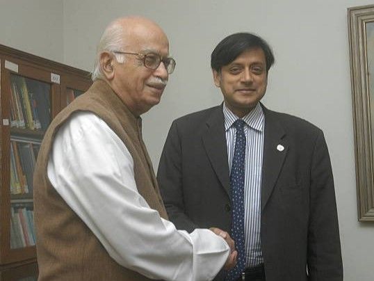 कांग्रेस बोली- शशि थरूर हमेशा निजी राय रखते हैं:पार्टी इससे असहमत; सांसद ने कहा था- आडवाणी को एक घटना तक सीमित करना सही नहीं- INA NEWS