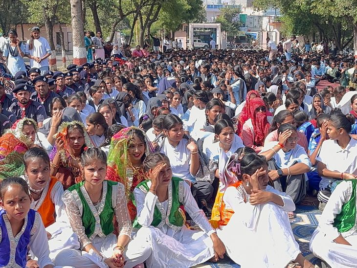 Unity march organised on Sardar Patel Jayanti | सरदार पटेल जयंती पर यूनिटी मार्च का आयोजन: झालावाड़ में सैकड़ों लोगों ने लिया भाग; कलेक्टर ने दिया पटेल का संदेश – jhalawar News
