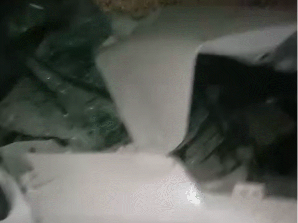 अजमेर में ट्रेलर में घुसी तेज रफ्तार कार,2 की मौत:गाड़ी के परखच्चे उड़े, बॉडी फंसी; राजस्थान घूमने आए थे युवक-युवती- INA NEWS