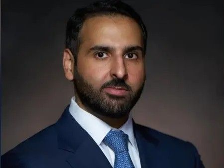 नोएल टाटा के बेटे नेविल टाटा ट्रस्ट बोर्ड में शामिल:  सर डोराबजी टाटा ट्रस्ट के ट्रस्टी बने, भास्कर भट भी बोर्ड में आए; वेणु श्रीनिवासन फिर वाइस चेयरमैन बने