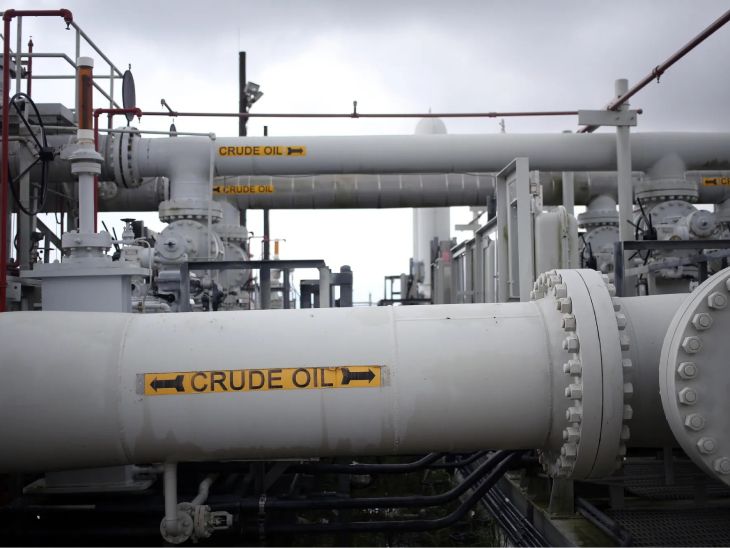 भारत बना रूसी तेल का दूसरा सबसे बड़ा खरीदार: वैश्विक मार्केट पर उद्योग का असर? India Continues Russian Oil Purchases news image