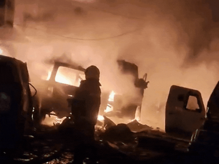 Kashmir Police Station Blast Report; Srinagar | Naugam Sampling | श्रीनगर थाने में ब्लास्ट तेज रोशनी और गर्मी से हुआ: फॉरेंसिक अधिकारी बोले- ये आतंकी हमला नहीं; घटना में 9 लोगों की मौत हुई थी