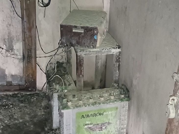 Fire broke out in the CCTV control room of SD Sadar School