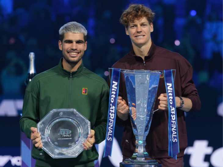 सिनर ने लगातार दूसरी बार एटीपी फाइनल्स का खिताब जीता: उन्होंने दुनिया के नंबर 1 अल्कराज को हराया और इस साल विंबलडन फाइनल में भी उन्हें हराया था।