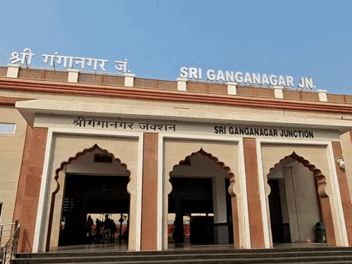 श्रीगंगानगर से जल्द होगा वंदे भारत ट्रेन का संचालन:  रेलवे बोर्ड को भेजा नए प्लेटफॉर्म यार्ड का प्रस्ताव, अतिक्रमण हटाने की कार्रवाई शुरू – Sriganganagar News