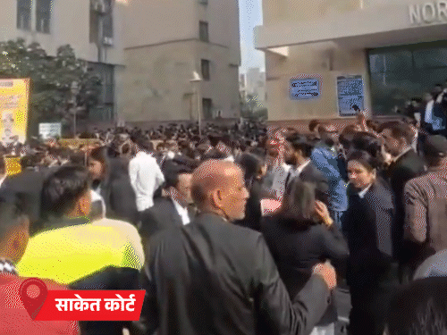 दिल्ली की 4 अदालतों को बम से उड़ाने की धमकी:रोहणी, पटियाला हाउस, तीस हजारी, साकेत कोर्ट में जांच जारी; 2 CRPF स्कूलों को भी आया कॉल- INA NEWS