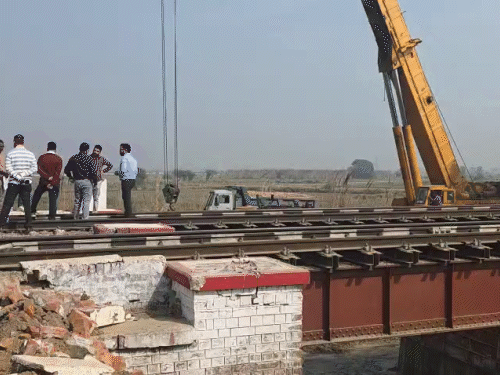 हरियाणा में 8 ट्रेन रद्द, 5 डायवर्ट:बहादुरगढ़ में दिल्ली-बठिंडा रेल लाइन पर काम चल रहा; साढ़े 7 घंटे बंद रहेगा रूट- INA NEWS