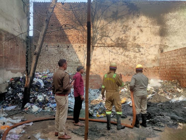 Fire breaks out in scrap warehouse in Saharanpur