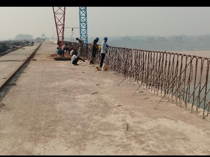 80% construction of Pinahat Bridge in Agra completed