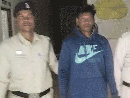 तंबाकू नहीं देने पर दोस्त को पीट-पीटकर मार-़डाल:  लात-मुक्के से किया वार, अस्पताल ले जाते समय मौत; आग तापते हुए हुआ था विवाद – Chhattisgarh News