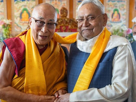 দালাই লামা ধর্মশালায় নীতীশ কুমারকে অভিনন্দন জানিয়েছেন: বিহারকে করুণা ও অহিংসার দেশ হিসাবে বর্ণনা করেছেন, উন্নয়ন থেকে প্রত্যাশিত সমৃদ্ধি – ধর্মশালা নিউজ