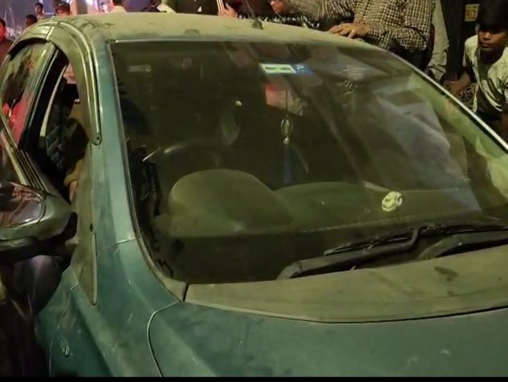 Speeding car mows down people near Secretariat Colony lucknow vikasnagar