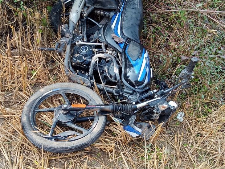 Bike rider dies in road accident | शहडोल में बाइक सवार युवक की मौत ...
