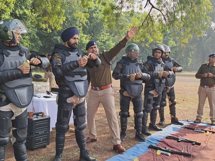 Shivpuri police gets new riot equipment training