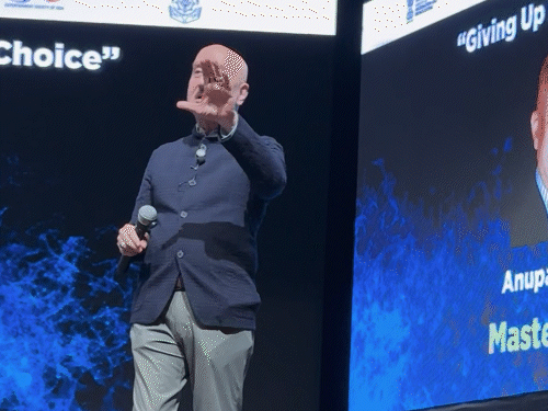 बॉलीवुड अभिनेता अनुपम खेर ने IFFI में क्या सिखाया? जानें सफलता के मंत्र Iffi Goa Grand Opening news image