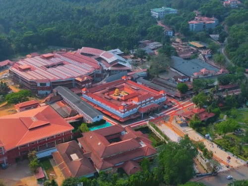 Karnataka Dharmasthala Temple Death Mystery | धर्मस्थला के आस-पास 25 साल में 989 अप्राकृतिक मौतें: ये मर्डर हैं या मोक्ष; कर्नाटक के 800 साल पुराने मंदिर पर सवाल