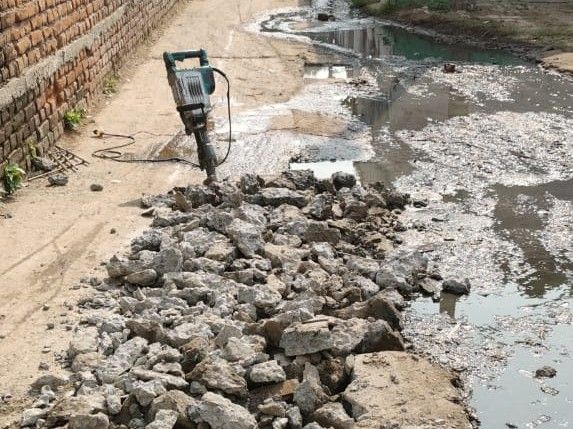 Case of obstruction in construction of drain in Jehanabad