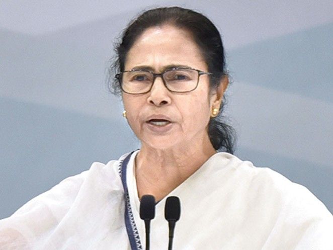 Mamata Banerjee Vs EC; West Bengal Pooling Booths | SIR BJP | ममता ने चुनाव आयोग को चिट्ठी लिखी: बंगाल में प्राइवेट हाउसिंग सोसायटी में पोलिंग स्टेशन और इलेक्शन डेटा आउटसोर्सिंग करने पर आपत्ति जताई