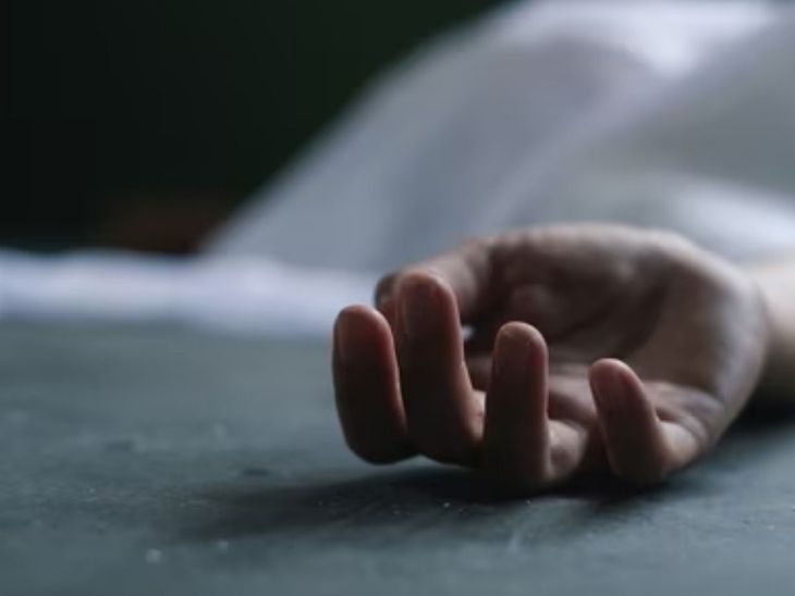 woman doctor dies by suicide in Hyderabad over US visa rejection | अमेरिका का वीजा नहीं मिला तो सुसाइड किया: हैदराबाद में महिला डॉक्टर की प्लैट में लाश मिली; सुसाइड नोट में लिखा- तनाव में हूं