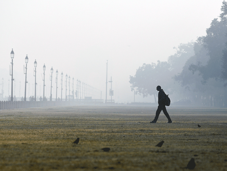 दिल्ली-NCR में पॉल्यूशन, 50% स्टाफ को WFH जरूरी:सरकारी-प्राइवेट ऑफिस के लिए आदेश जारी; 15 स्टेशनों पर AQI 400 से ज्यादा- INA NEWS
