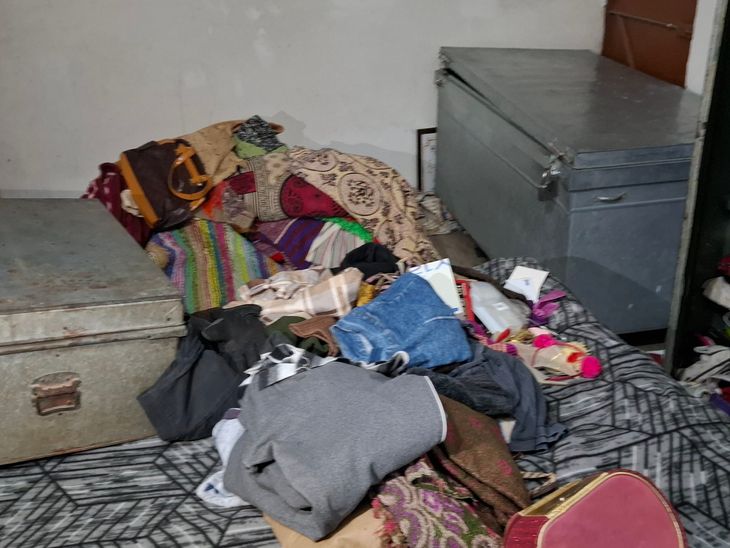 Cash worth Rs 2.5 lakh and jewellery worth Rs 7 lakh stolen Dholpur ...