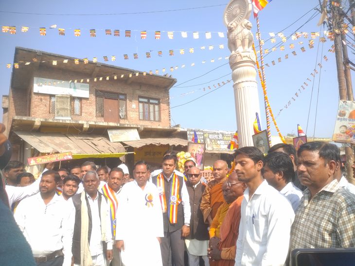 Inauguration of the newly constructed Ashoka Pillar at Ghiror in Mainpuri