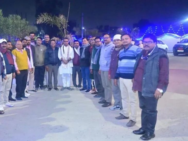 मधुबनी विधायक को शिक्षकों ने सम्मानित किया:  कई समस्याओं लेकर हुई चर्चा, माधव आनंद ने जल्द समाधान का आश्वासन दिया – Madhubani News