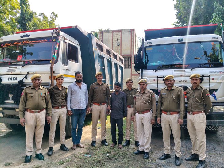 बांसवाड़ा में अवैध-शराब से भरे दो डंपर पकड़े:  ड्राइवर-खलासी गिरफ्तार, एक तस्कर पुलिस को चकमा देकर फरार – Banswara News